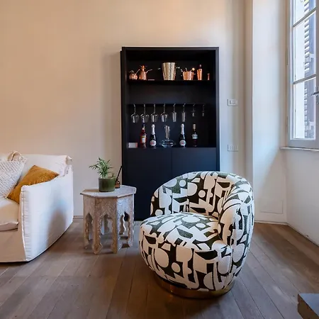Skylife Monti's Wonders - Colosseum Gem Apartment *